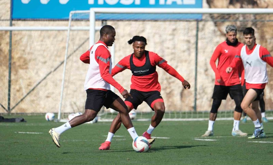 Atakaş Hatayspor, Samsunspor Maçı Hazırlıklarına Başladı