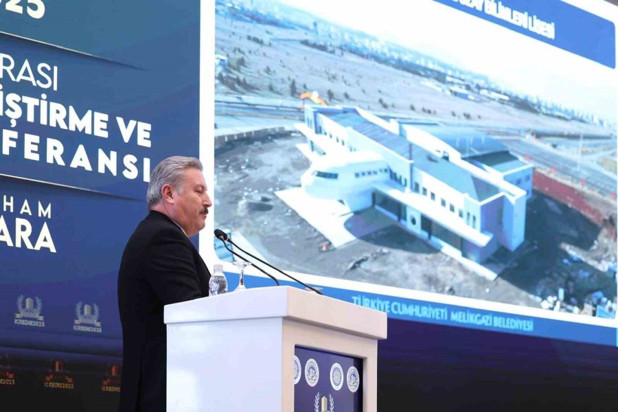 Melikgazi’nin Rekor Hizmetleri Ankara’da Anlatıldı