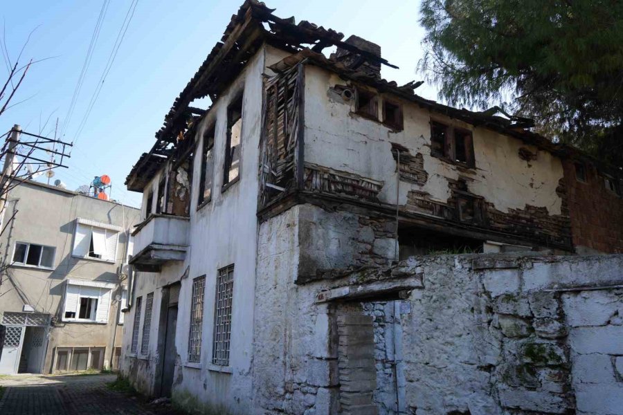 Tarihi Ahşap Konakların Olduğu Mahallede ’yangın’ Korkusu