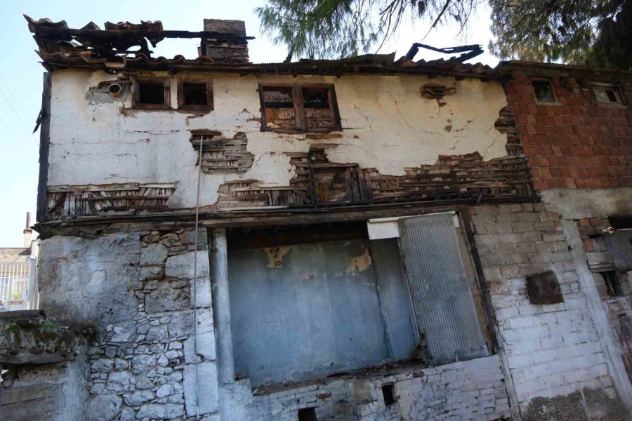 Tarihi Ahşap Konakların Olduğu Mahallede ’yangın’ Korkusu