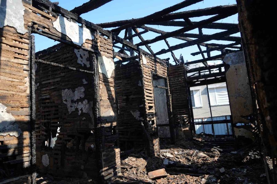 Tarihi Ahşap Konakların Olduğu Mahallede ’yangın’ Korkusu