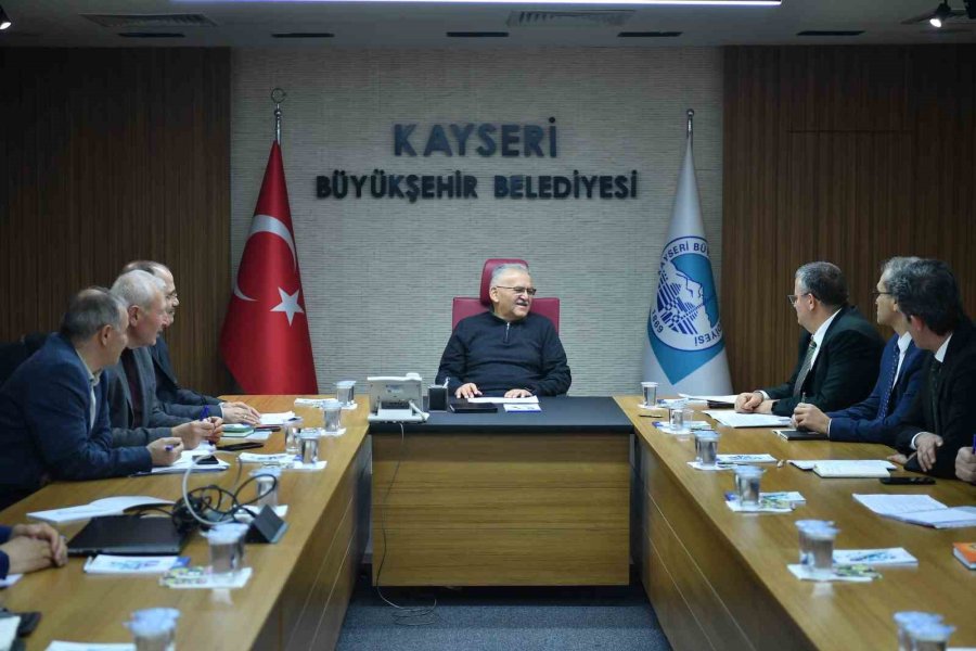 Başkan Büyükkılıç’tan ‘2025 Yılı Yatırım Zirvesi’