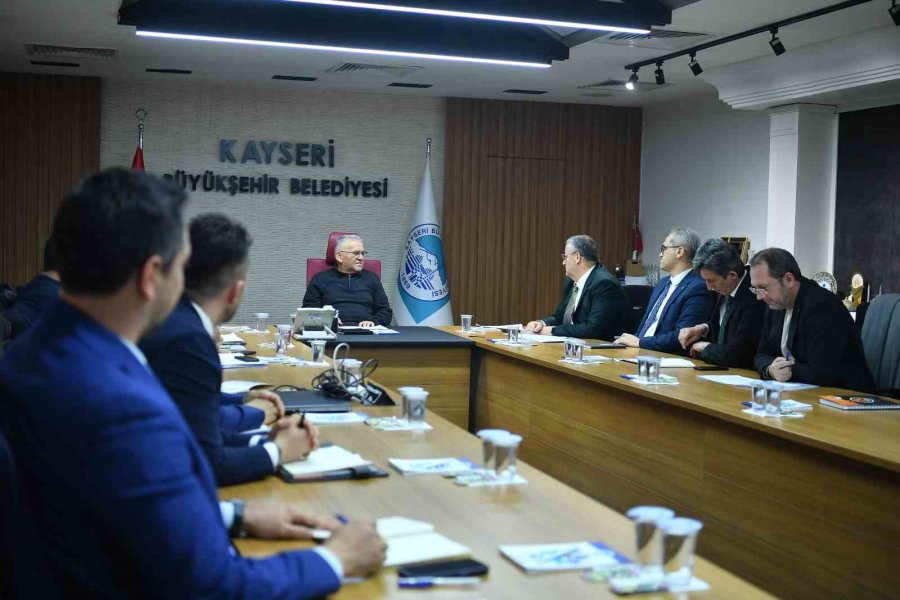 Başkan Büyükkılıç’tan ‘2025 Yılı Yatırım Zirvesi’