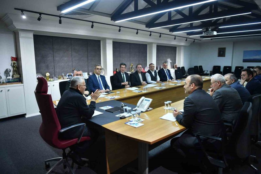 Başkan Büyükkılıç’tan ‘2025 Yılı Yatırım Zirvesi’