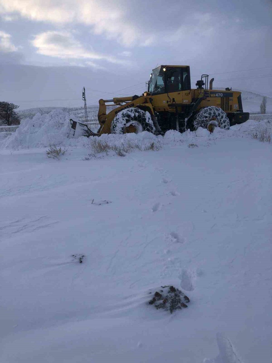 Niğde’deki Kapalı Köy Yolları Ulaşıma Açıldı