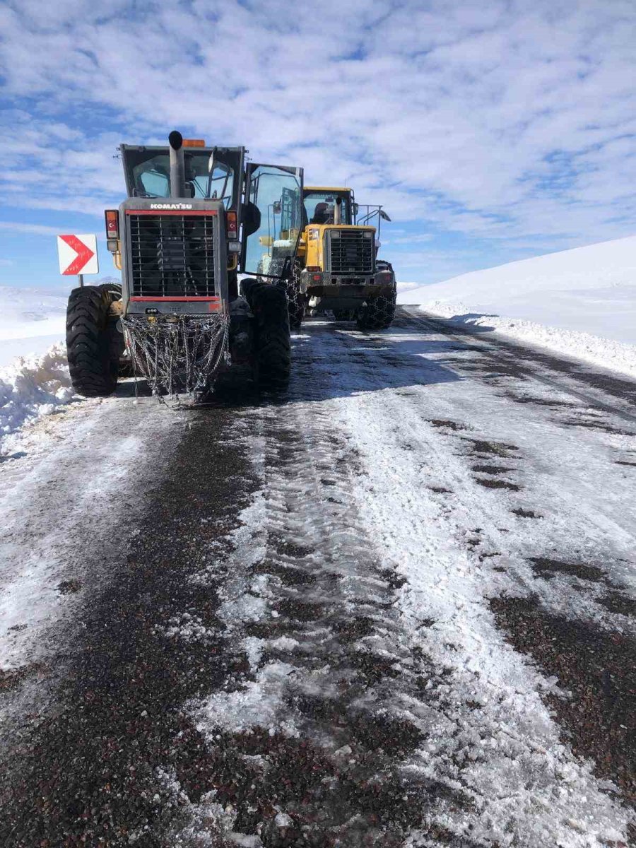 Niğde’deki Kapalı Köy Yolları Ulaşıma Açıldı