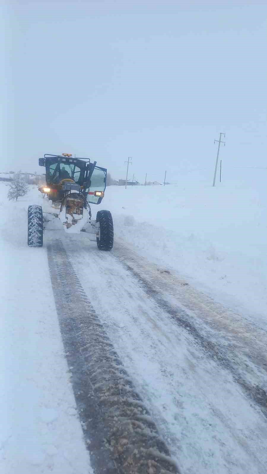 Niğde’deki Kapalı Köy Yolları Ulaşıma Açıldı