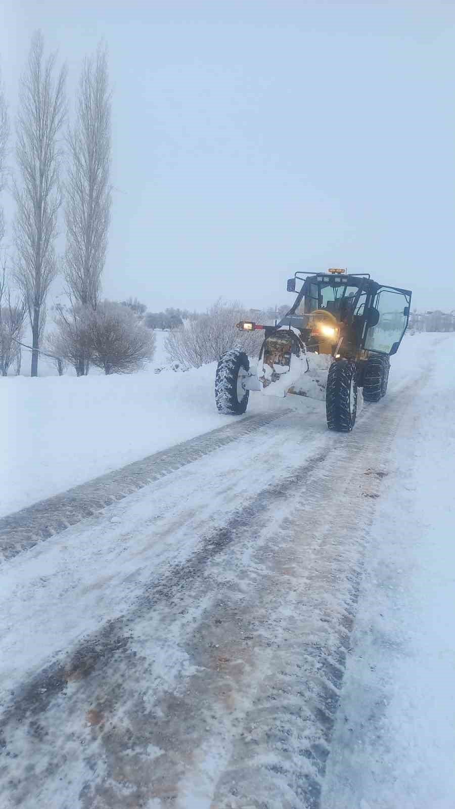 Niğde’deki Kapalı Köy Yolları Ulaşıma Açıldı