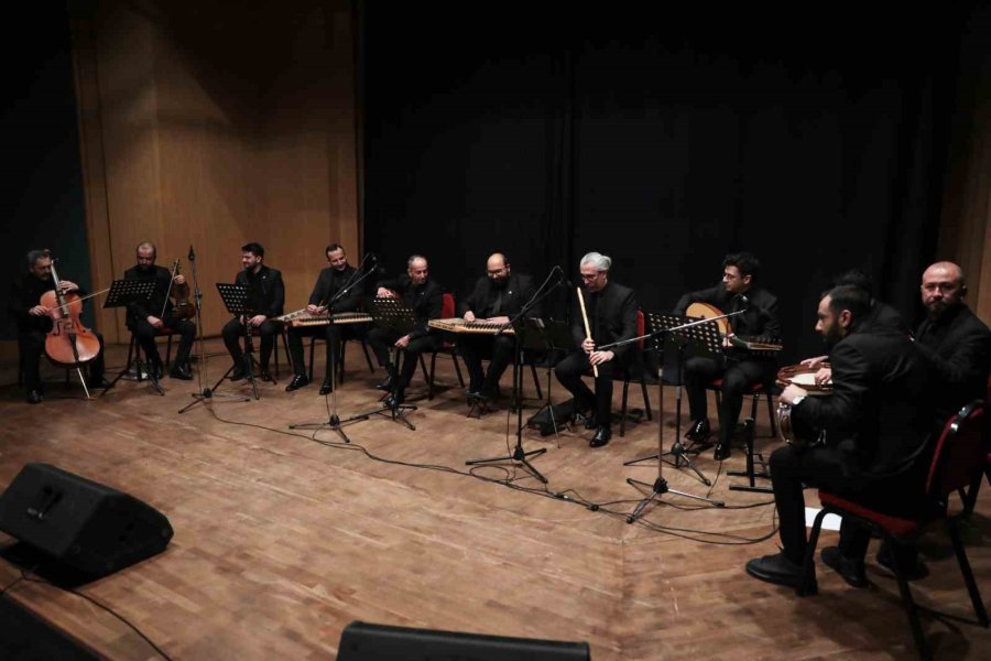 İsmail Baha Sürelsan Konservatuvarı’ndan "saz Eserleri" Konseri