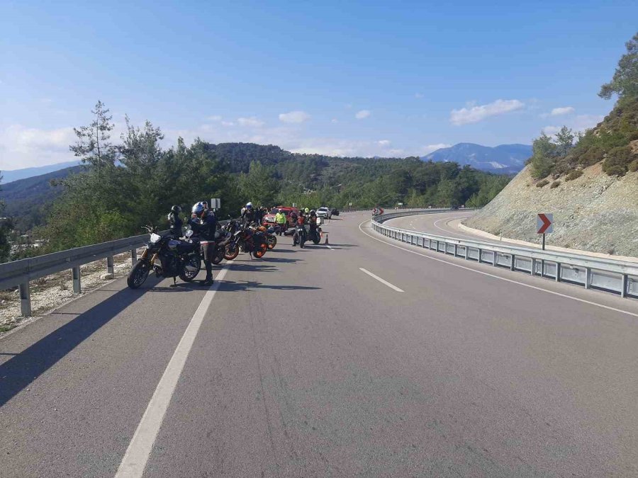 Antalya’da Yunus Polisi Trafik Kazasında Hayatını Kaybetti