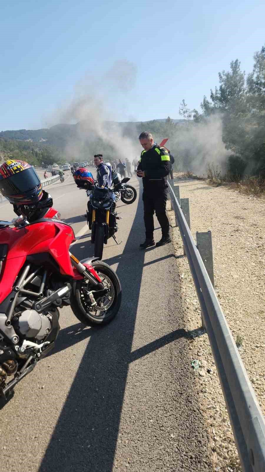Antalya’da Yunus Polisi Trafik Kazasında Hayatını Kaybetti