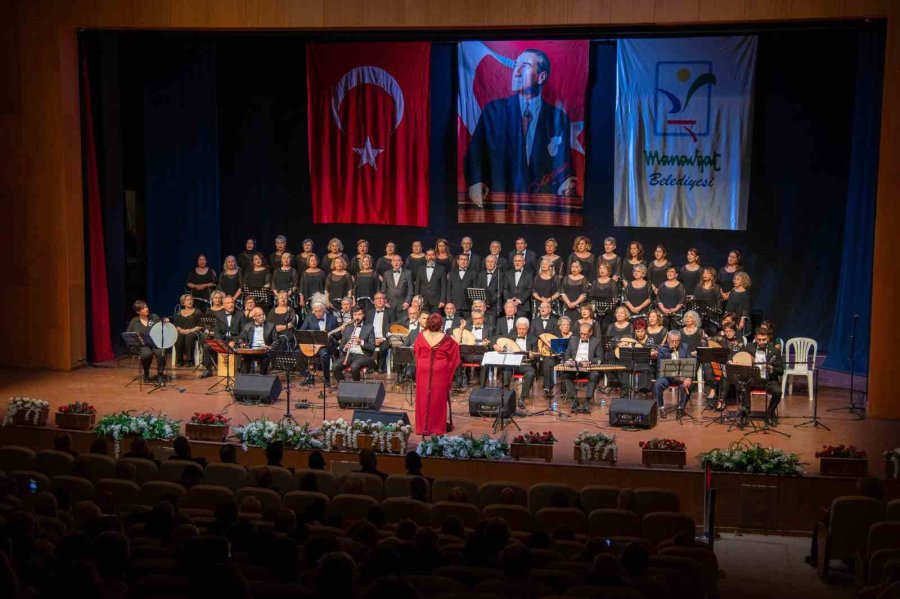 Manavgat’ta Kardeş Korolar Konseri