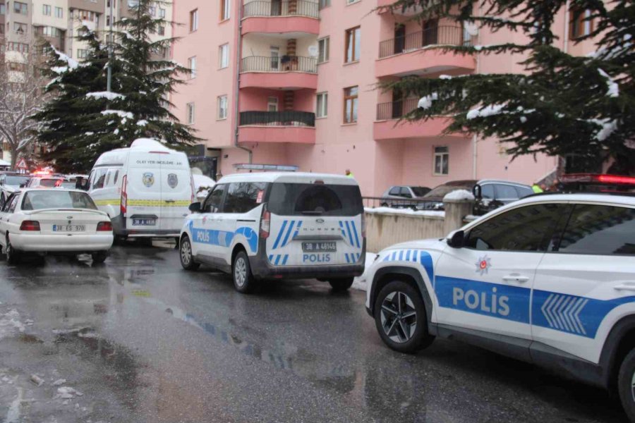 Tartışmada Tabancayla Vurulan Şahıs Yaralandı