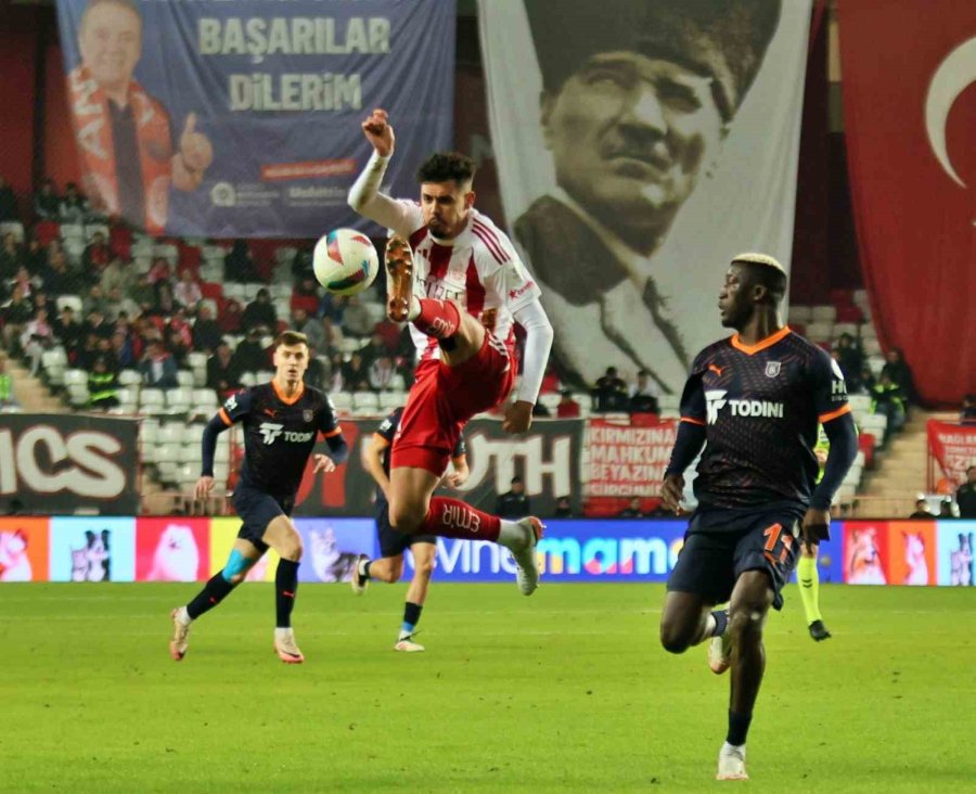 Trendyol Süper Lig: Antalyaspor: 0 - Başakşehir: 0 (maç Sonucu)