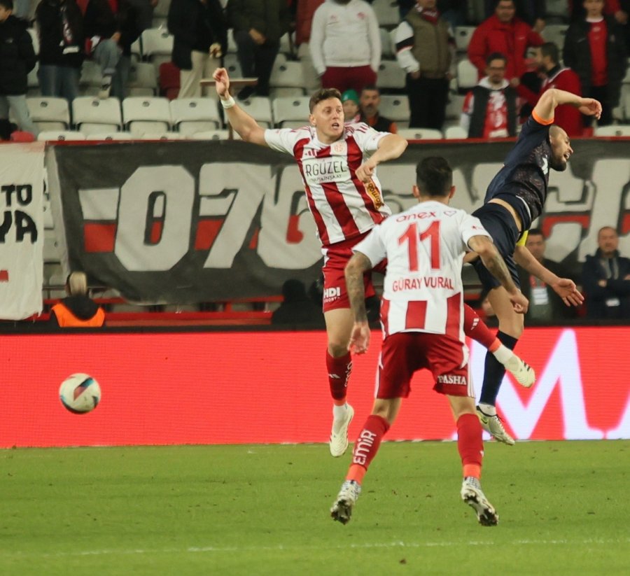 Trendyol Süper Lig: Antalyaspor: 0 - Başakşehir: 0 (maç Sonucu)