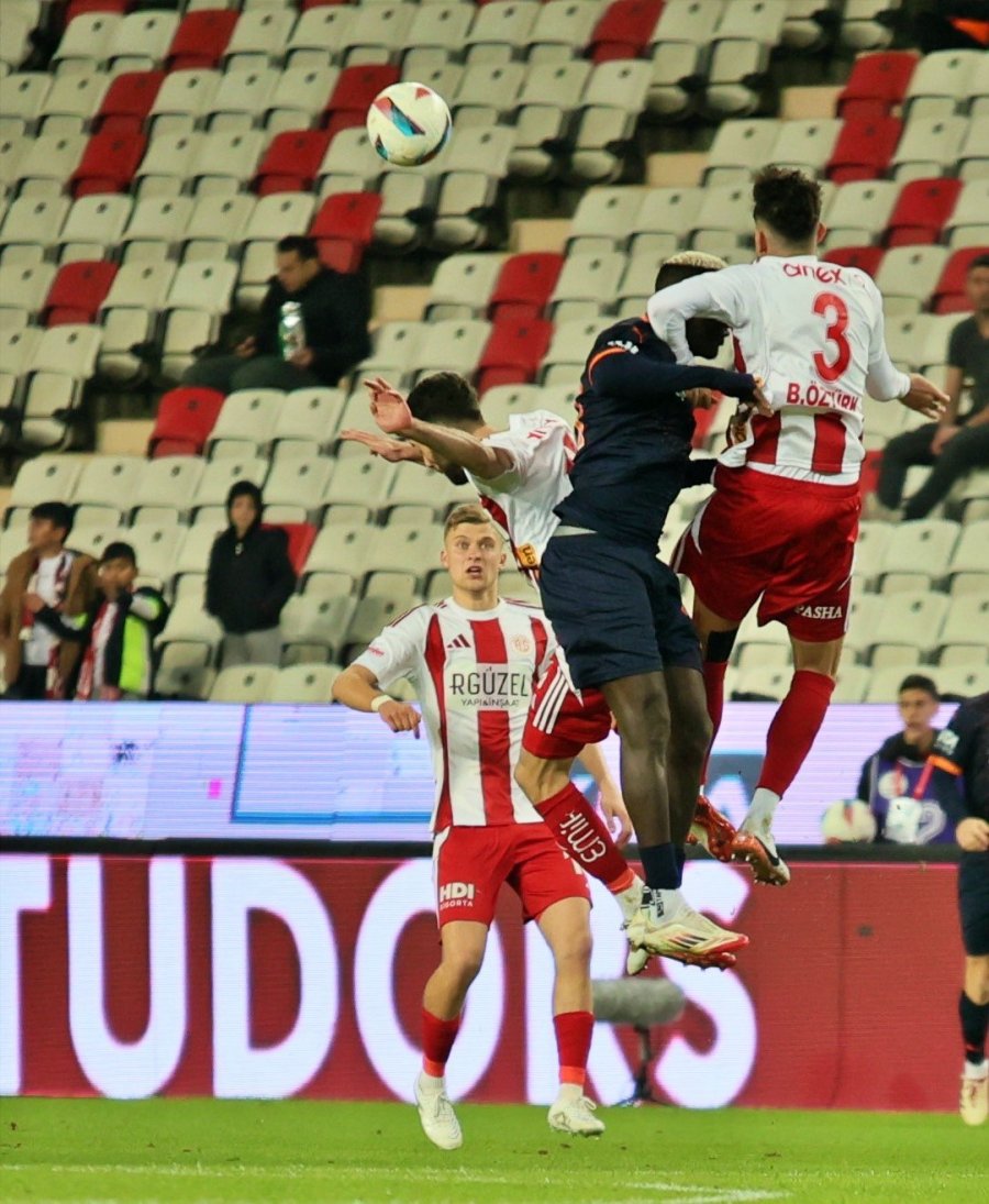 Trendyol Süper Lig: Antalyaspor: 0 - Başakşehir: 0 (maç Sonucu)