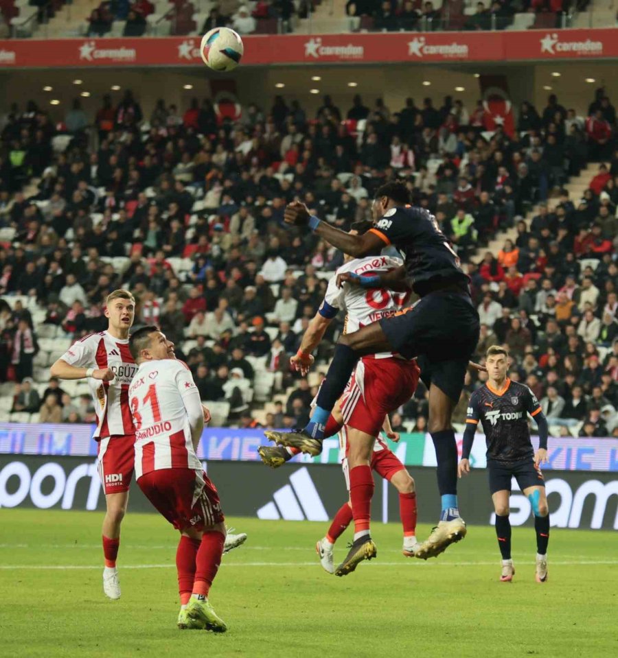 Trendyol Süper Lig: Antalyaspor: 0 - Başakşehir: 0 (maç Sonucu)
