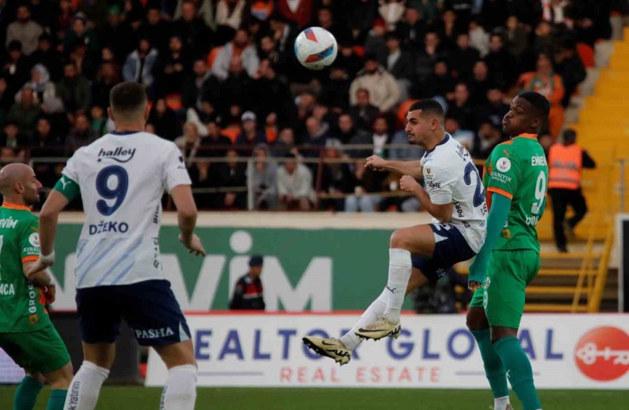 Trendyol Süper Lig: Alanyaspor: 0 - Fenerbahçe: 2 (maç Sonucu)