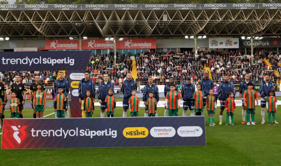 Trendyol Süper Lig: Alanyaspor: 0 - Fenerbahçe: 0 (maç Devam Ediyor)