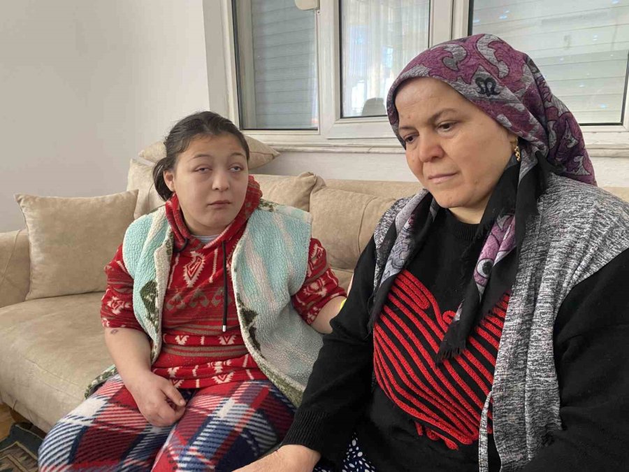 Elektrik Kesilince Ömürlerinden Ömür Gidiyor, Tek İstekleri Jeneratör