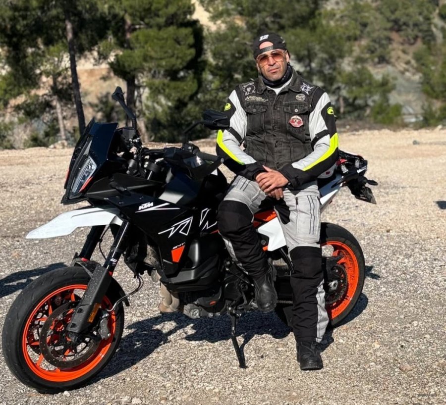 Babaya Son Bakış: Kazada Hayatını Kaybeden Polis Gözyaşlarıyla Uğurlandı