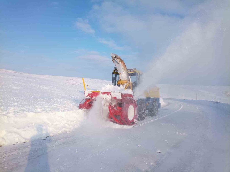 Kayseri’de Kapalı Yol Kalmadı