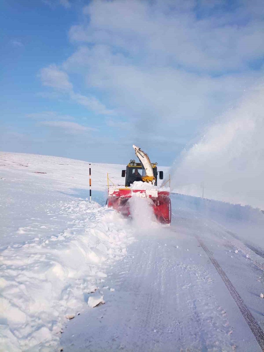 Kayseri’de Kapalı Yol Kalmadı