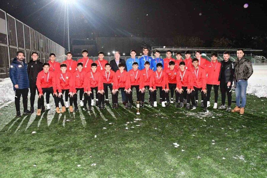 Zirveye Talas Belediyespor Ambargosu