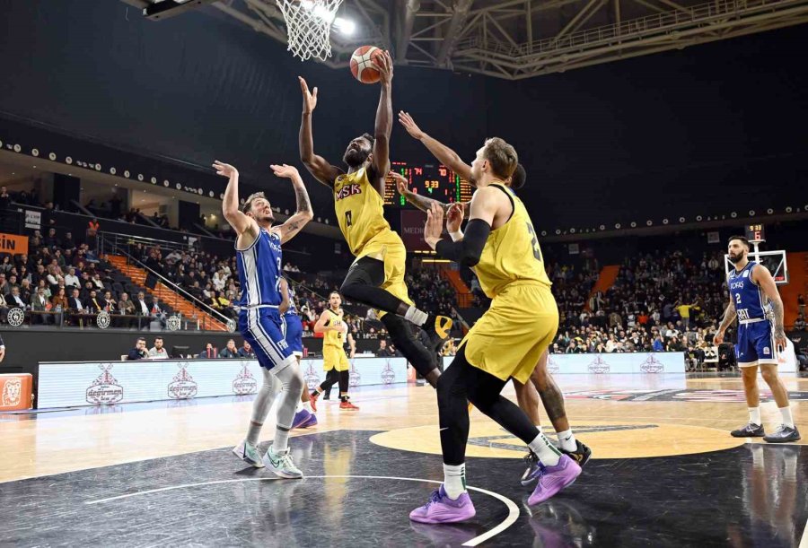 Basketbol Erkekler Türkiye Kupası: Mersin Spor: 101 - Tofaş: 95