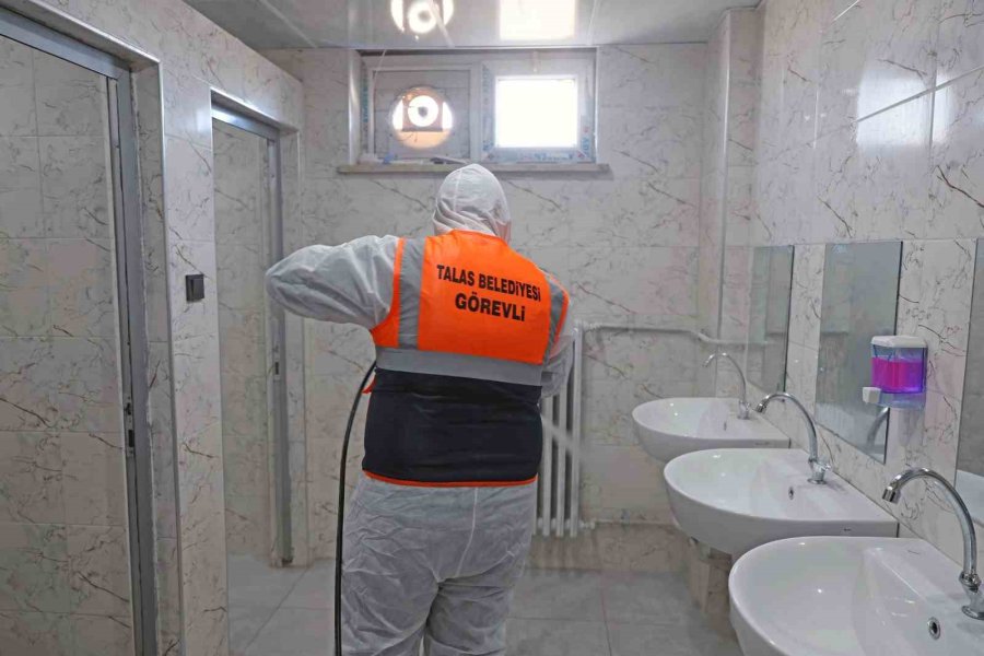 Velilerden Okul Temizliği İçin Başkan Yalçın’a Teşekkür