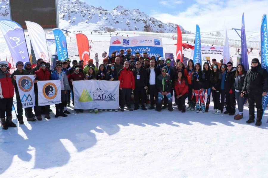 Dağ Kayağı Gençler Ve Büyükler Türkiye Şampiyonası Kayseri’de Yapıldı