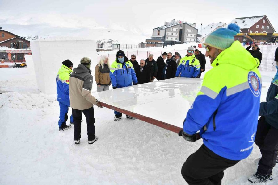 Erciyes’te Kar Uluslararası Sanata Dönüşecek