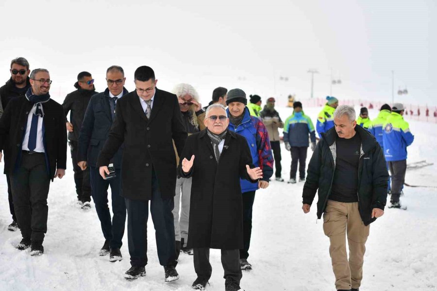 Erciyes’te Kar Uluslararası Sanata Dönüşecek