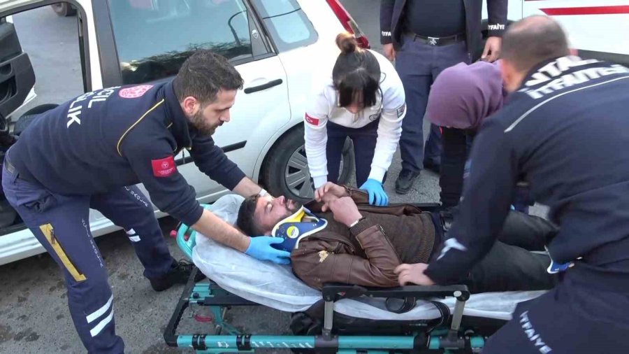 Direksiyon Başında Baygınlık Geçirdi, Ortalığı Savaş Alanına Çevirdi: 4 Yaralı