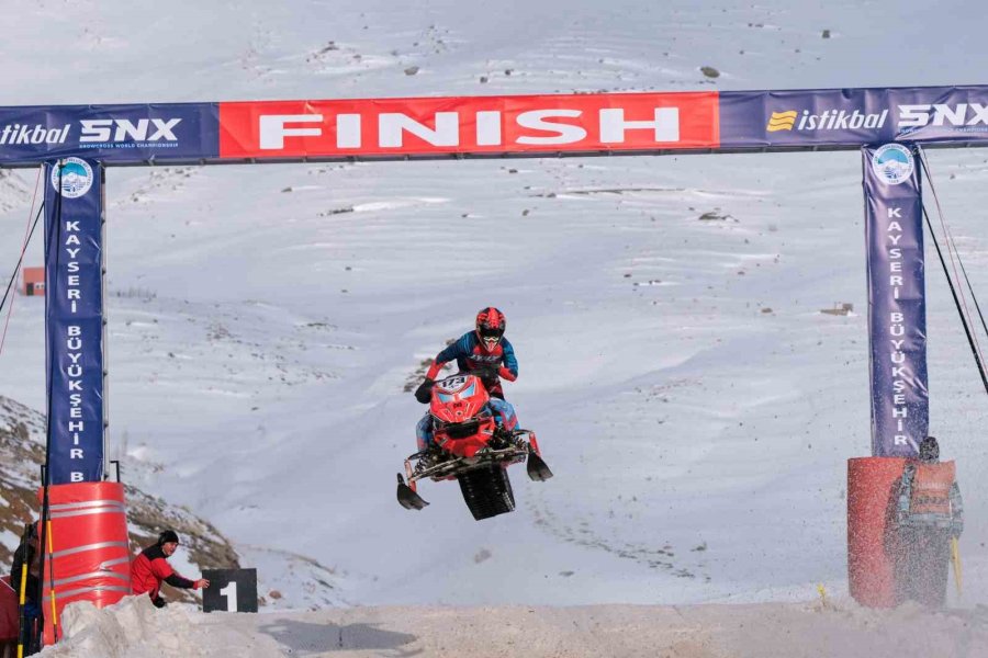 Dünya Kar Motosikleti Şampiyonası 86 Ülkede Takip Edilecek