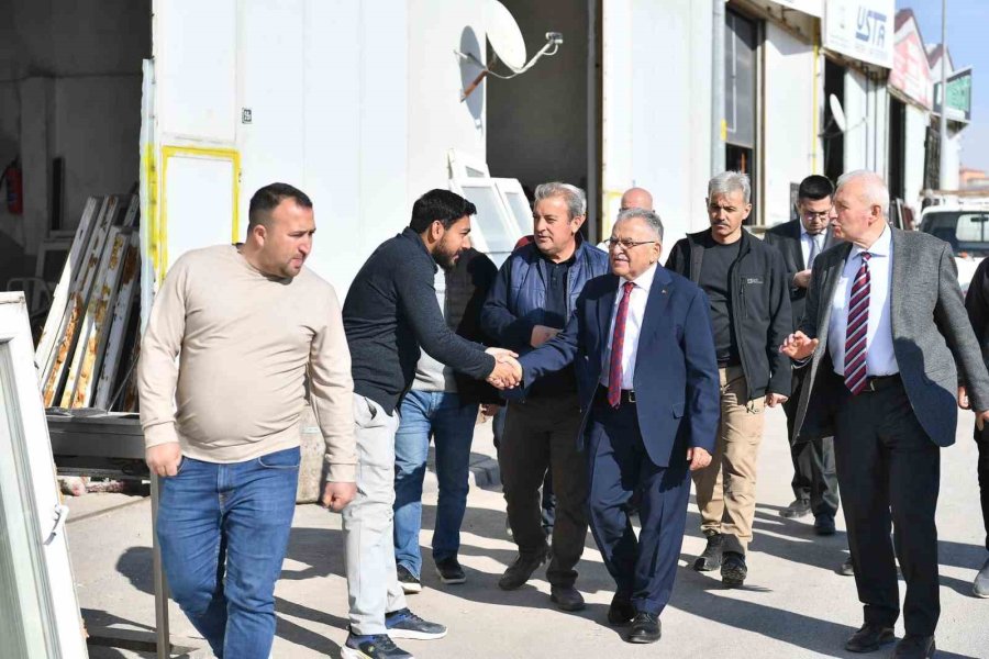 İldem Bölgesi’nde Yol Çalışmasını İnceleyen Büyükkılıç: "kayseri Gelişiyor, Güzelleşiyor"