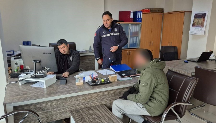 Kayseri’de Evsizlere Şefkat Eli