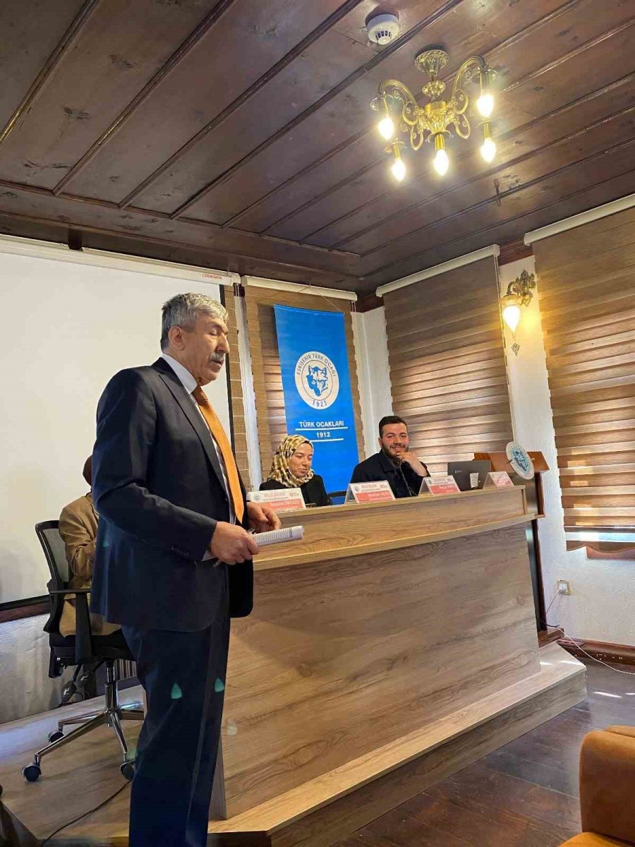 Gençler; Okuyor, Düşünüyor, Konuşuyor, ‘bilgi Şöleni’ Tamamlandı