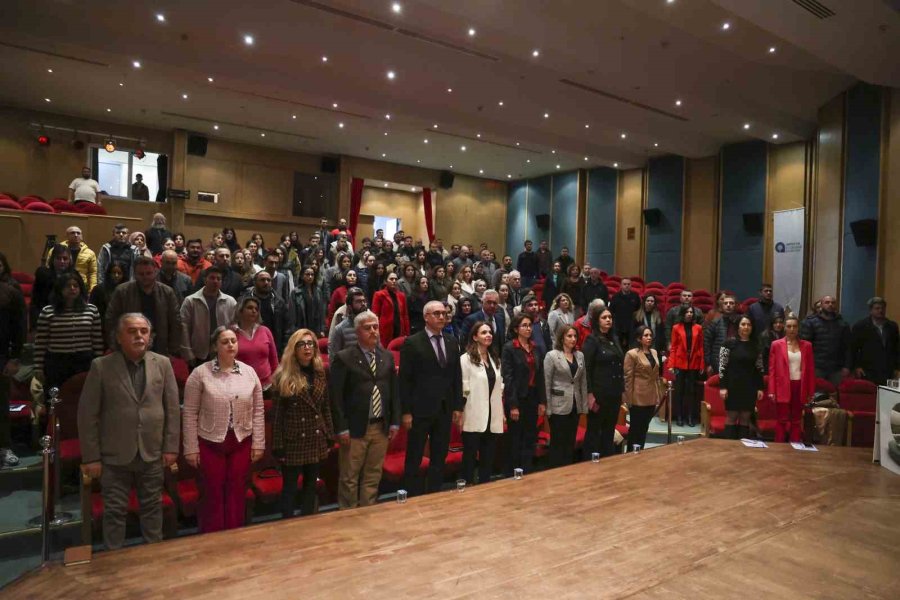 Kuraklık Ve Su Krizine Karşı Çevre Dostu Çimler