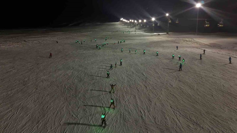 Erciyes’te Spor Şenliği Ve Gece Kayağı