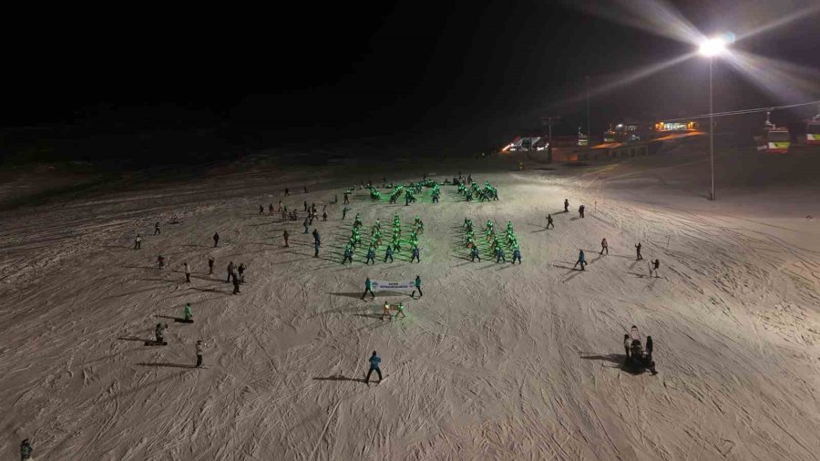 Erciyes’te Spor Şenliği Ve Gece Kayağı