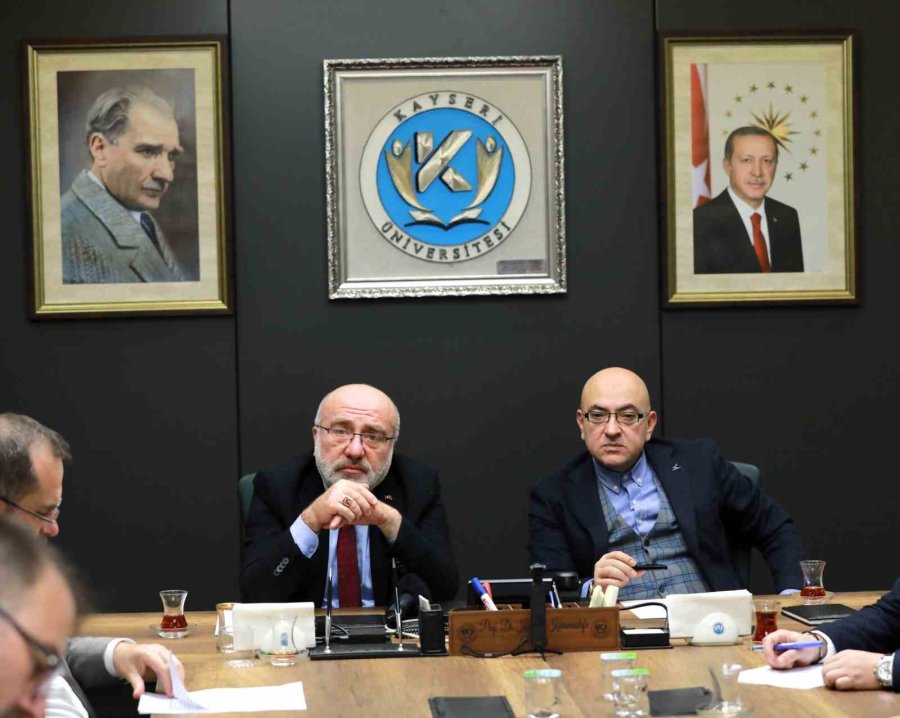 Kayseri’de Myo Öğrencileri Ve Mezunlarına ‘mega Destek’