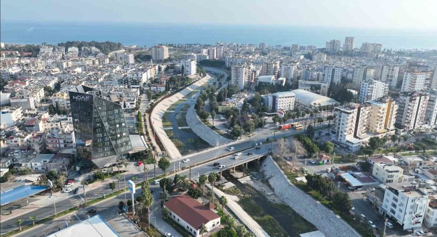 Dsi Mersin’deki Efrenk Deresi’nde Islah Çalışmalarını Tamamladı
