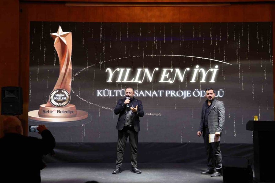 Konyaaltı Belediyesi’ne Çifte Ödül