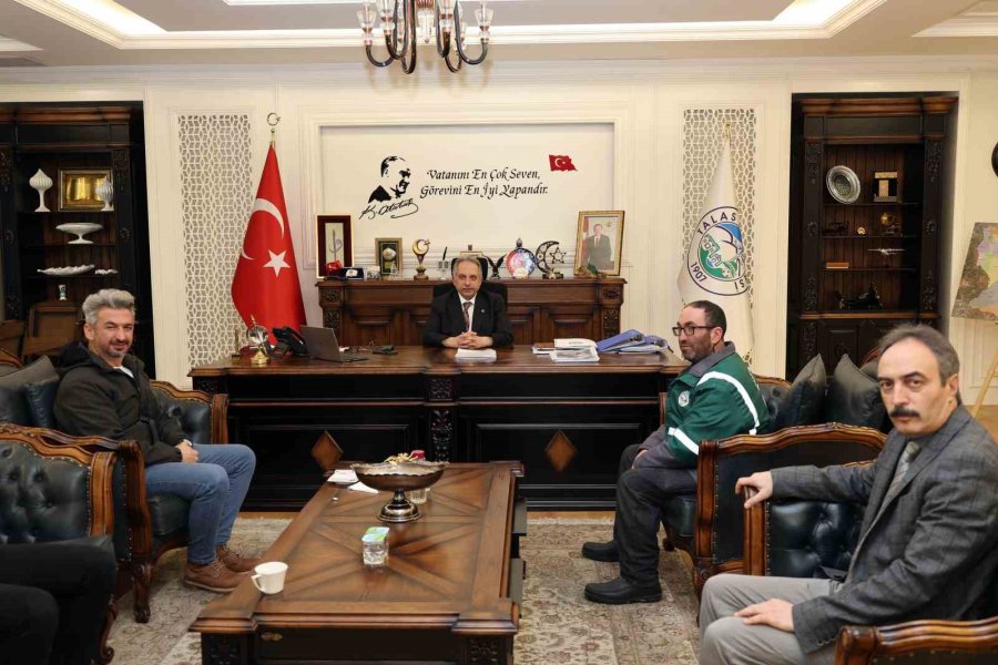 Başkan Yalçın’dan Örnek Davranış Gösteren Personele Takdir