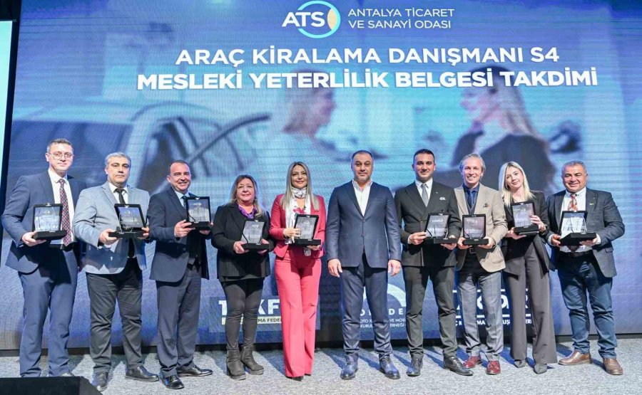 Araç Kiralamada Yeni Dönem: İlk Yeterlilik Belgeleri Sahiplerini Buldu