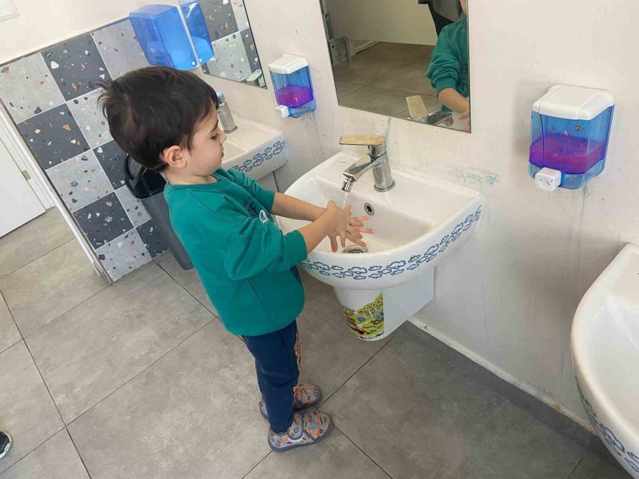 Odunpazarı Belediyesi Ve Acıbadem’den Miniklere Enfeksiyon Eğitimi