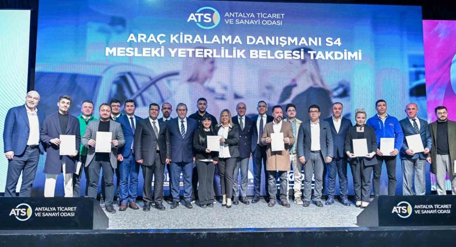 Araç Kiralamada Yeni Dönem: İlk Yeterlilik Belgeleri Sahiplerini Buldu