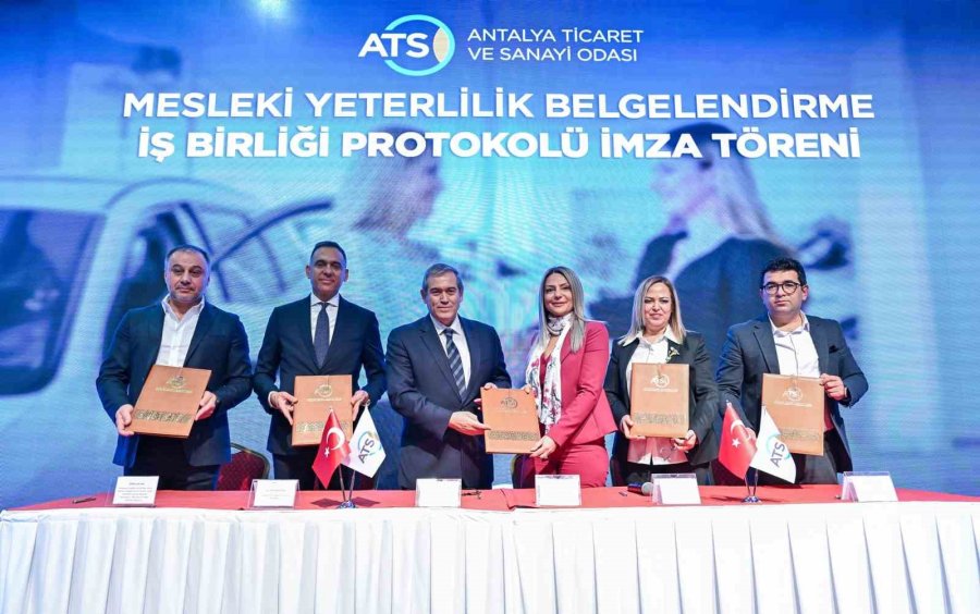 Araç Kiralamada Yeni Dönem: İlk Yeterlilik Belgeleri Sahiplerini Buldu