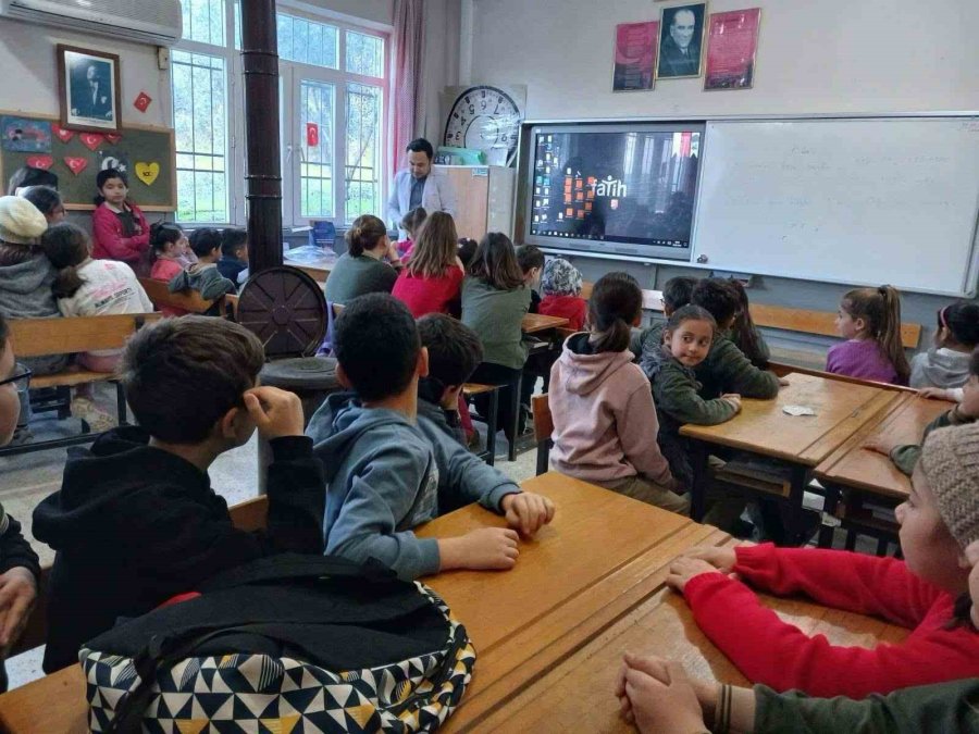 Bozyazı’da Öğrencilere ’ağız Ve Diş Sağlığı’ Eğitimi Verildi